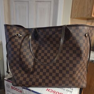 Stunning Louis Vuitton Damier Ebene Tote - Barely used